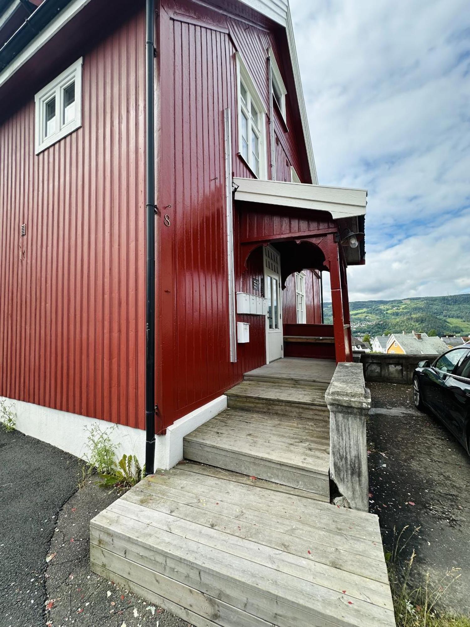 Toppleilighet I Sentrum Av Lillehammer Exterior foto