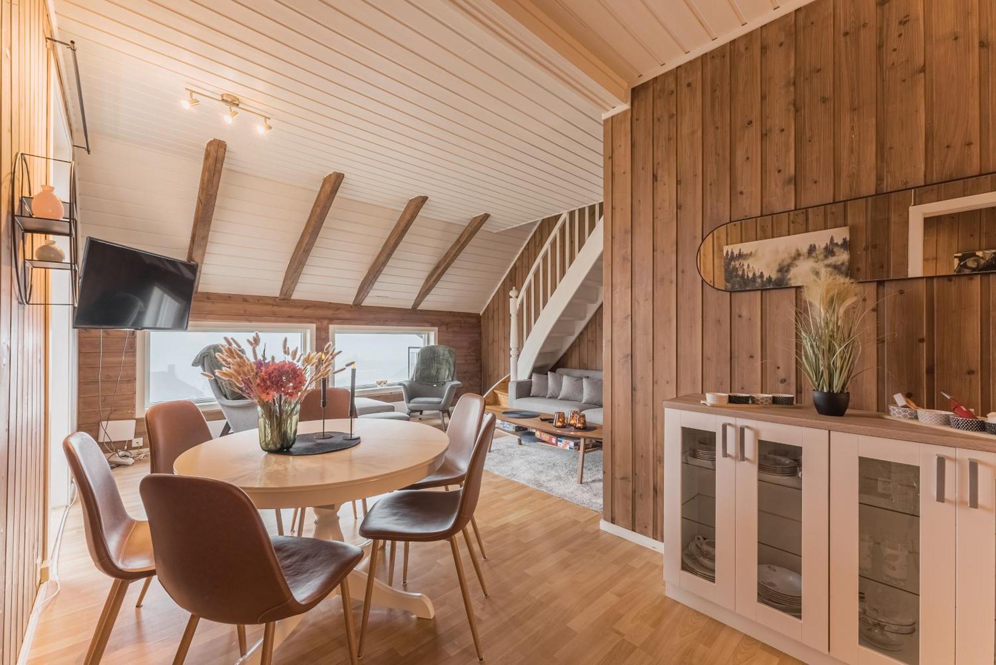 Toppleilighet I Sentrum Av Lillehammer Exterior foto